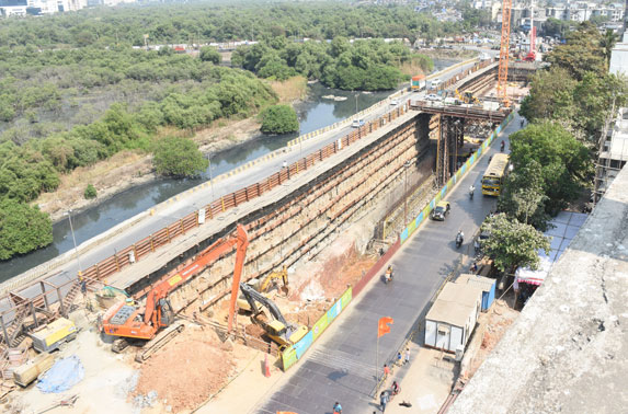 Dharavi station aerial view